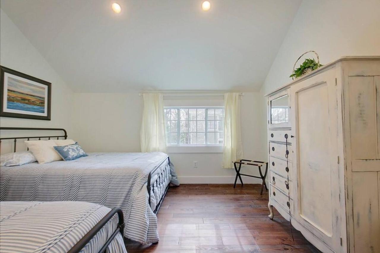 Park Carriage House Rest & Explore With Hollyhock Louisville Esterno foto